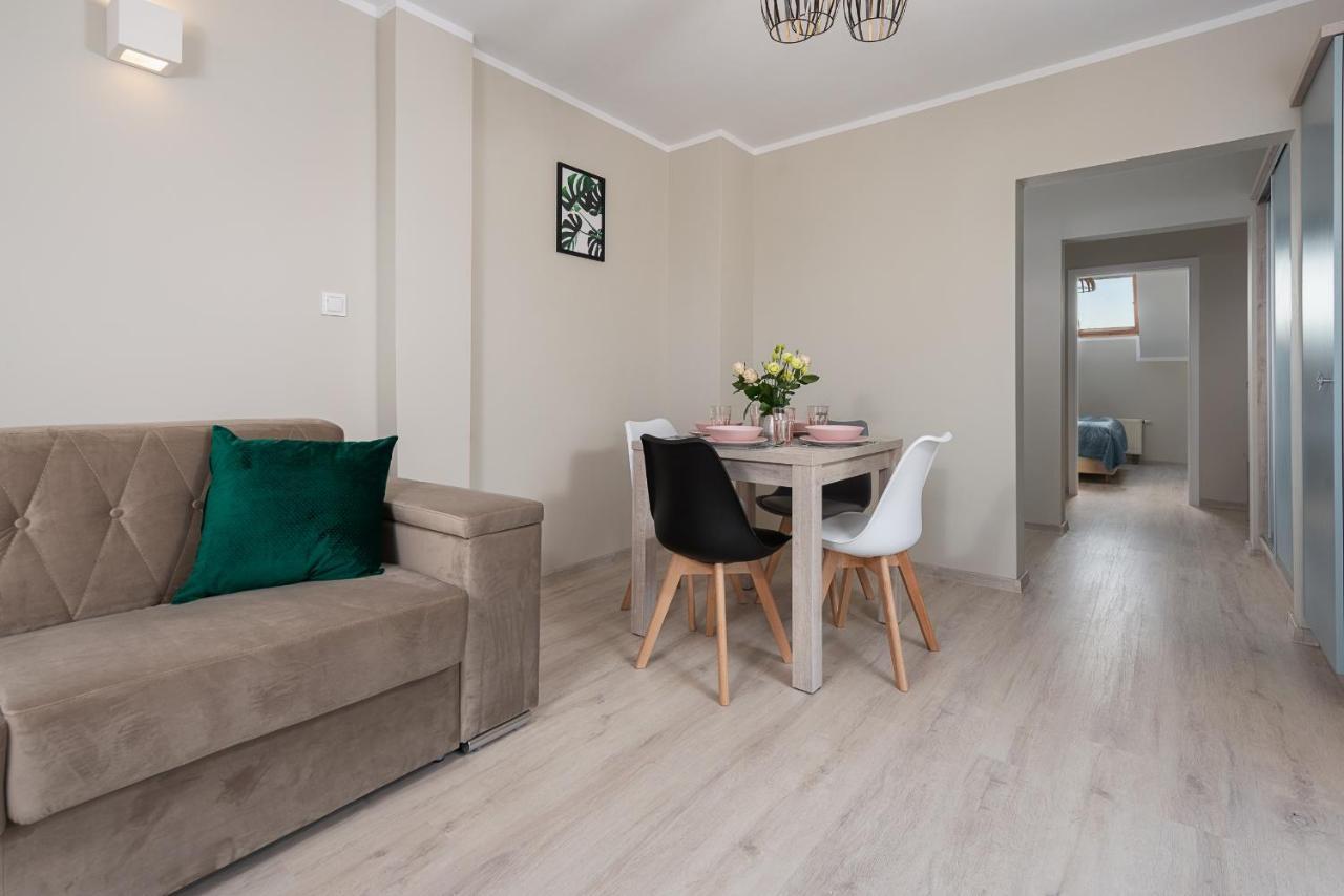 Róża Bałtyku - Apartamenty i Pokoje Dębki Exterior foto